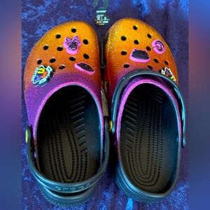 Never Too Early To Get Your Halloween On with HOCUS POCUS CROCS NWT size 11W